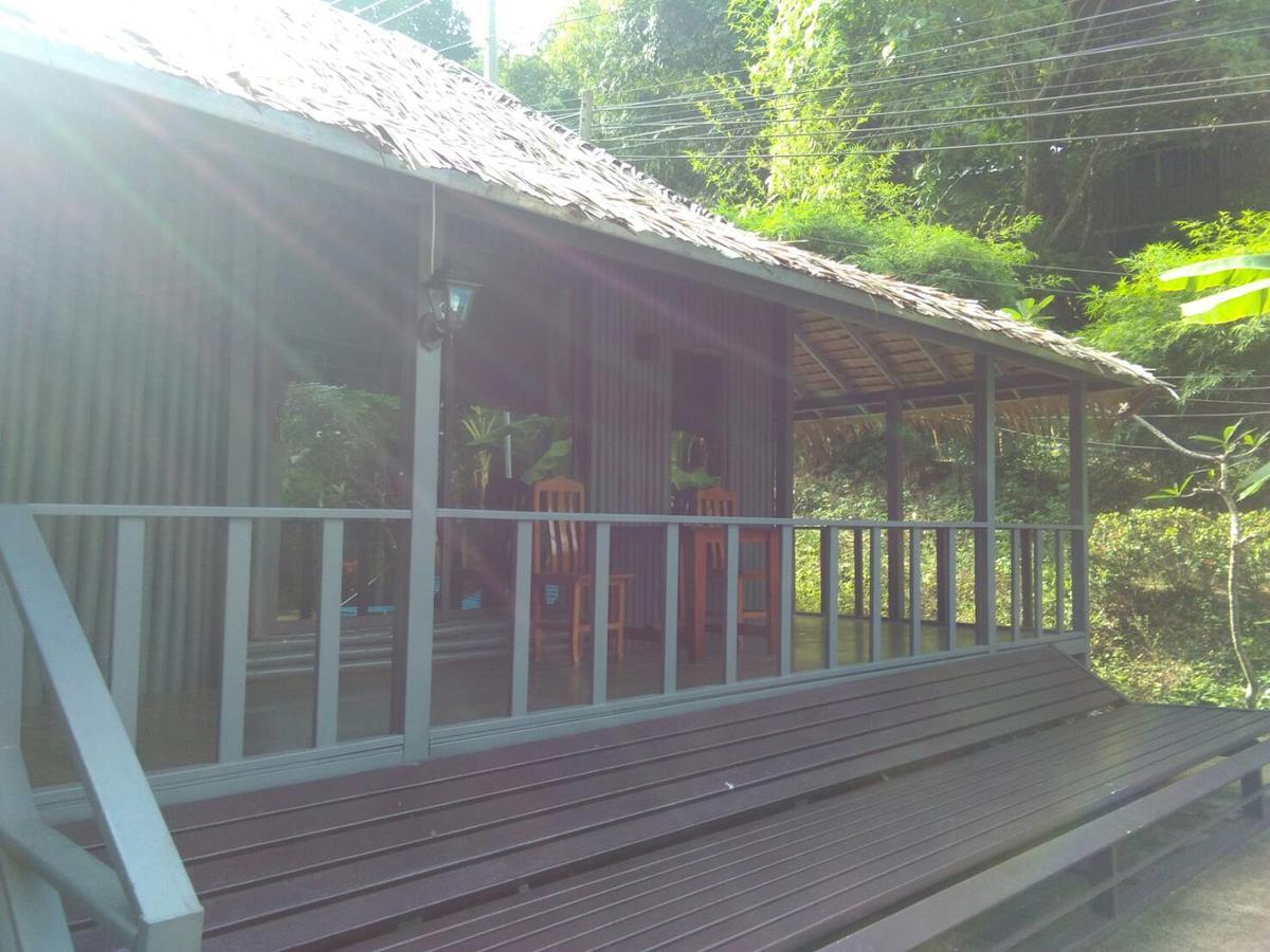 Phi Phi Sea And Hill Resort Bagian luar foto