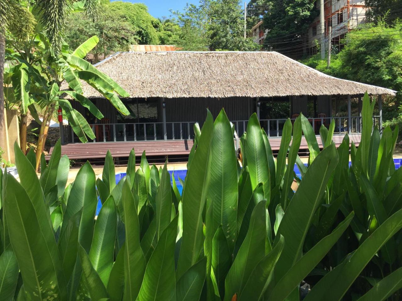 Phi Phi Sea And Hill Resort Bagian luar foto