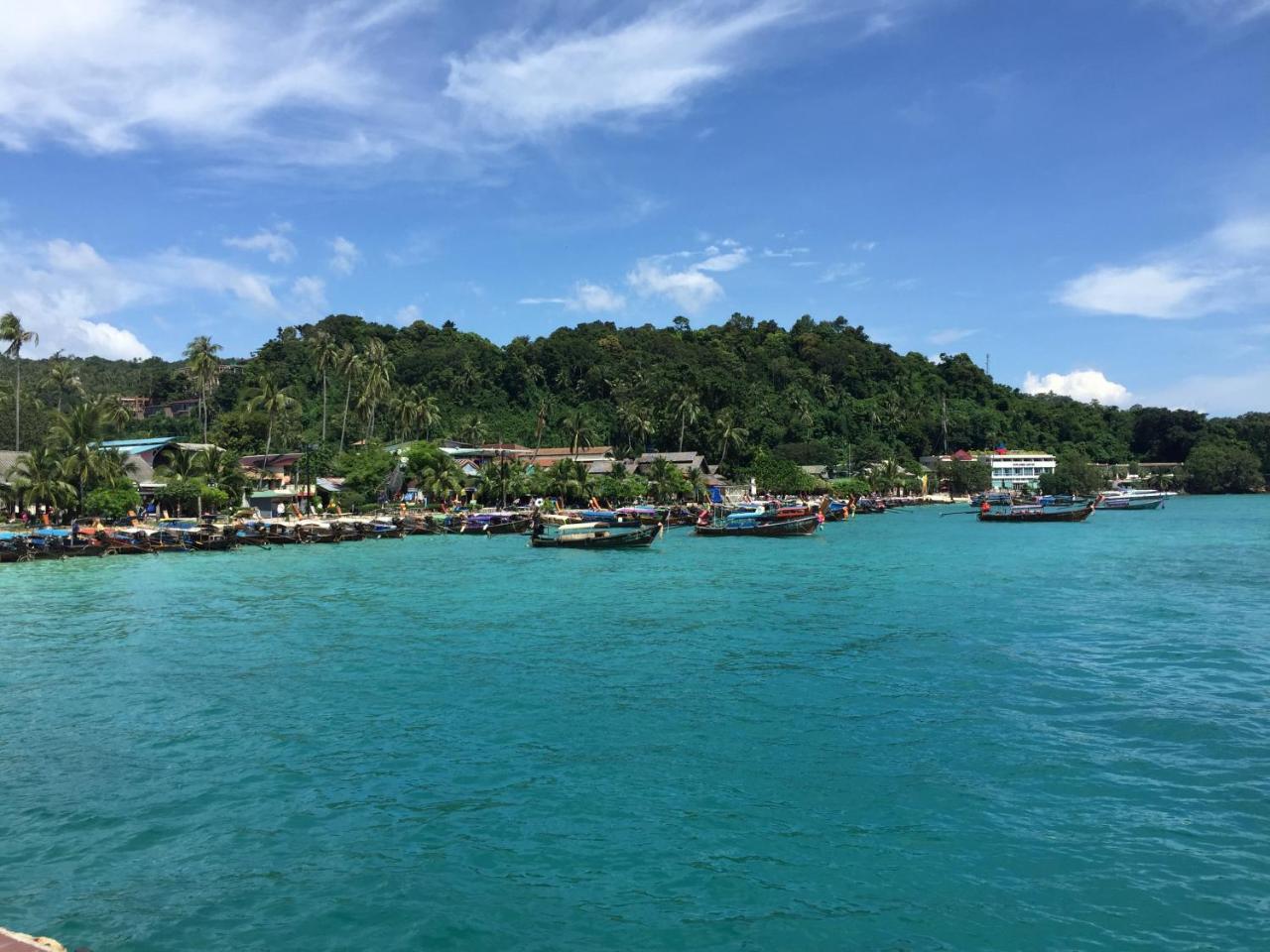 Phi Phi Sea And Hill Resort Bagian luar foto