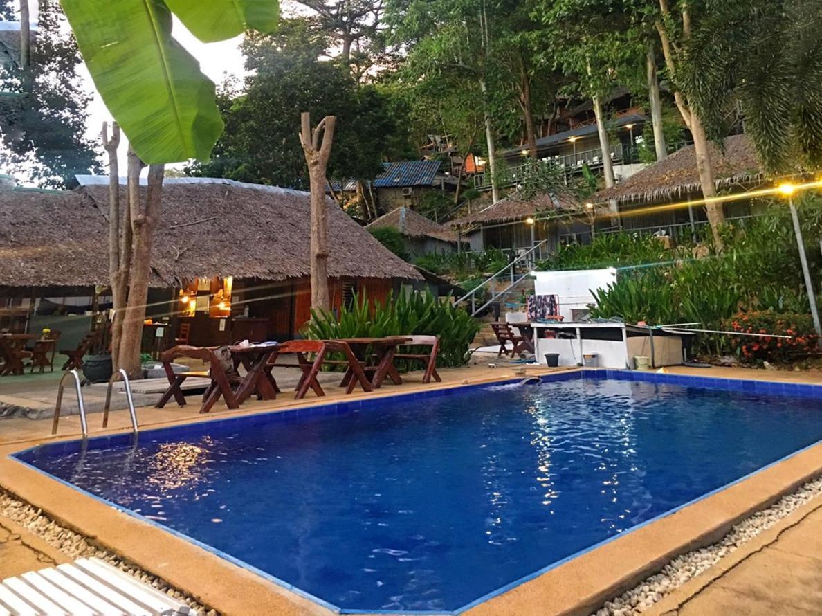 Phi Phi Sea And Hill Resort Bagian luar foto